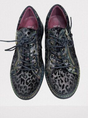 L'Artiste by Spring Step NWOT Danli-Cheeta Sneakers Animal Print EU 40/US 9